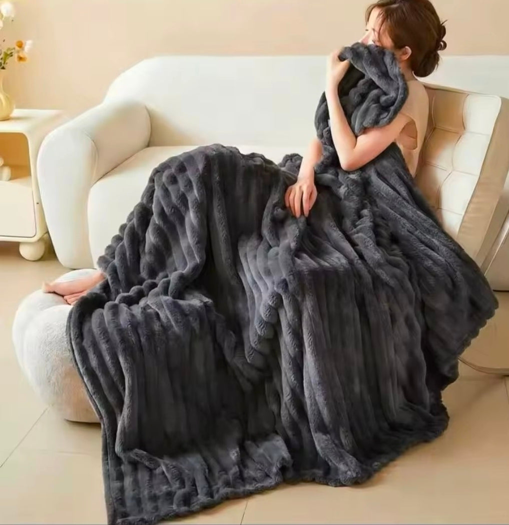 Michi Luxe Throw 60x80